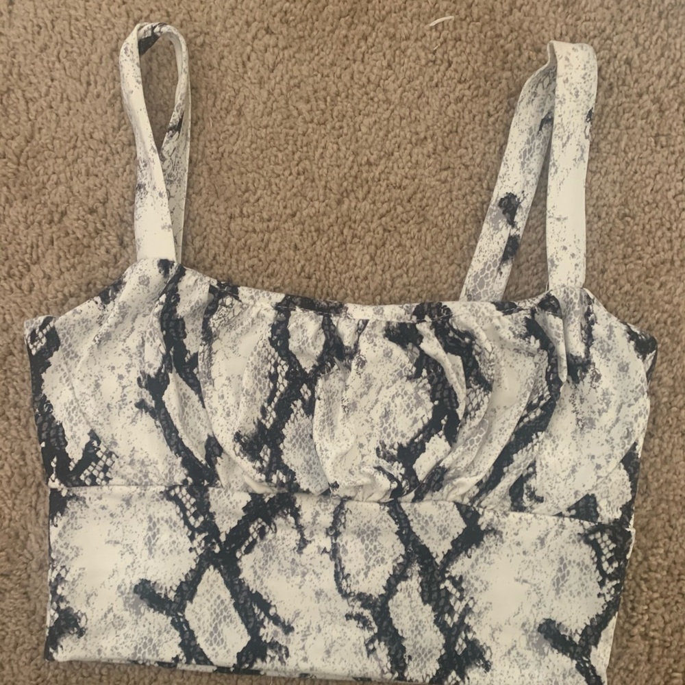 Akira crop top